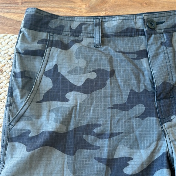Men’s DAHUI camo swim trunks 34 - Picture 3 of 12